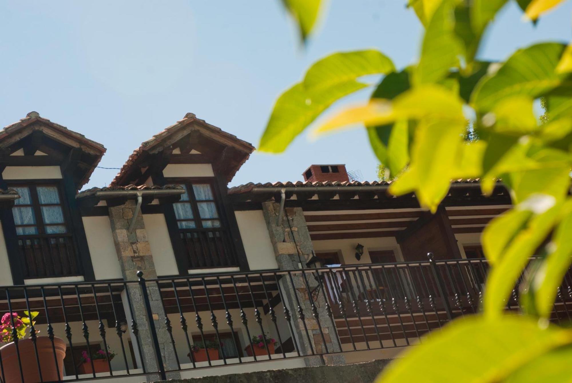 Viviendas Rurales Traldega Turieno Exterior foto